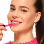 5722245